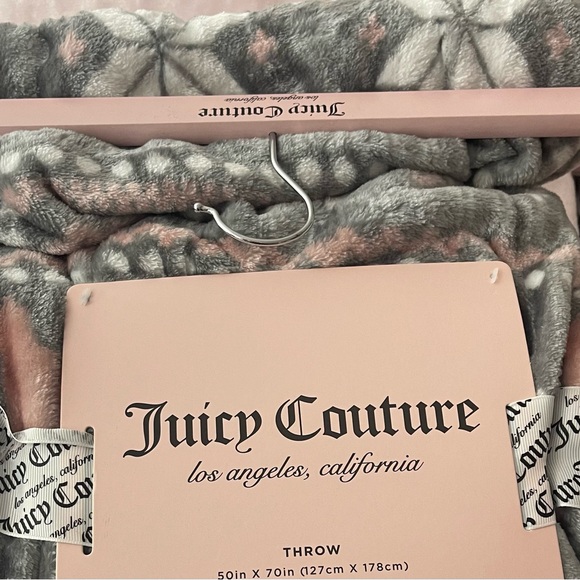 Juicy Couture Pink Holiday Christmas Snowflake Throw Blanket 2019 Collection